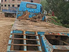 出售二手挖掘机托盘货运车