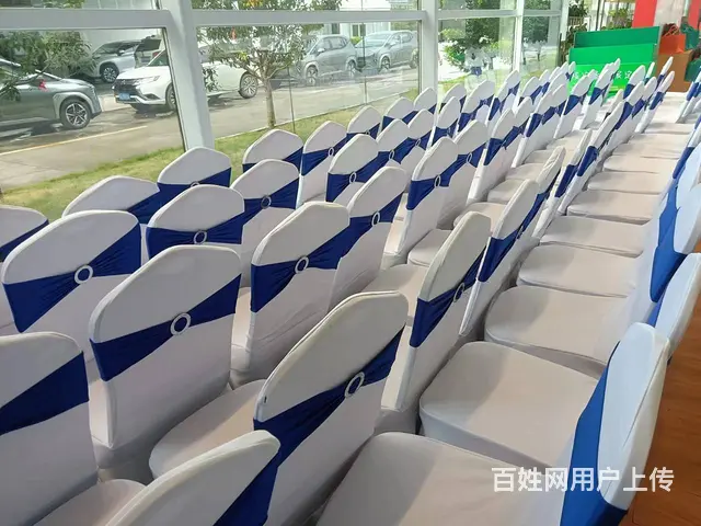 深圳出租桌面镜桌子宴会椅指示牌一米线沙发茶几铁马 - 图片 10