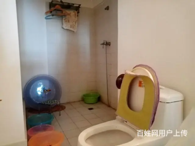 【搞定了！】明珠广场旁边
精装修带家具的跃层，
118平米只 - 图片 1
