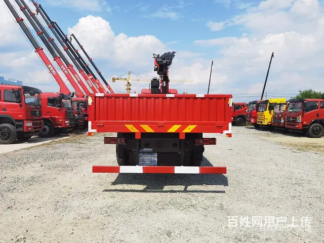 济宁随车吊包上户可分期 小三轴随车吊低价处理欢迎来电咨询 - 图片 5