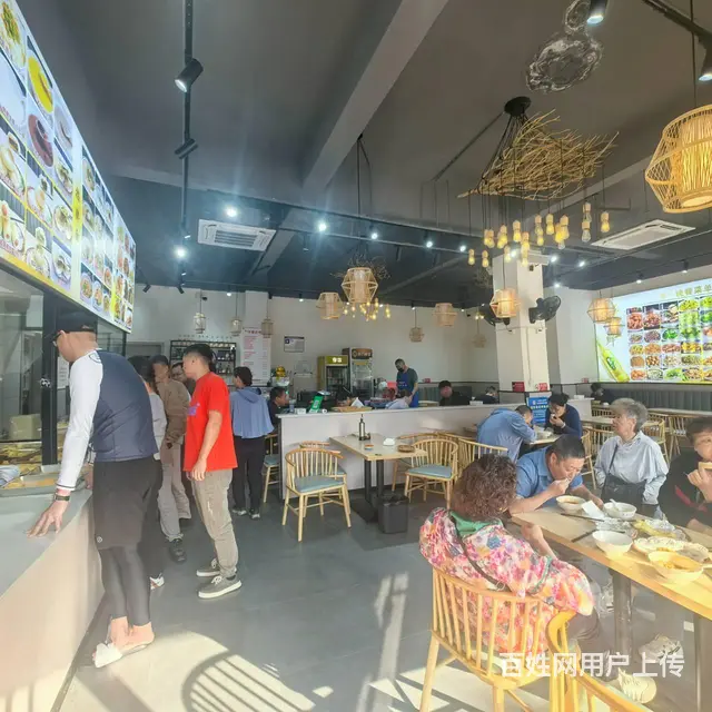 （51旺铺推荐）榆亚路200平餐饮店转让（网枝村旁） - 图片 2