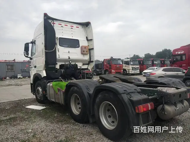 二手牵引车豪沃T7  540马力  手动挡  带液 - 图片 2
