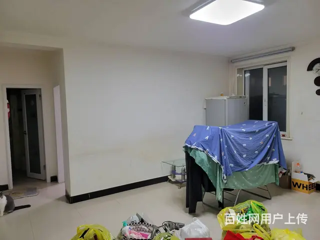 裕景花园 普通住宅1厅 简单装修 - 图片 1