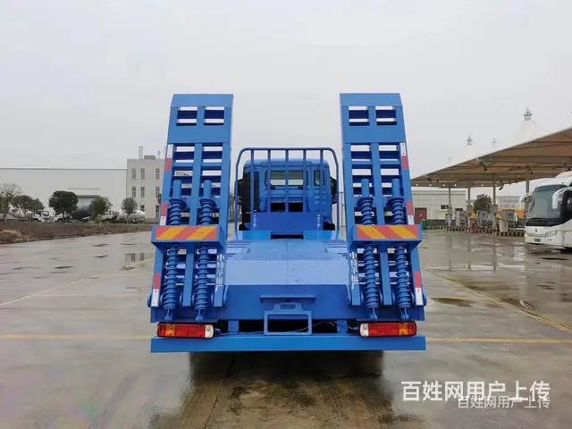 新乡国六重汽豪沃挖机拖车180挖掘机拖板车整车多少钱 - 图片 11