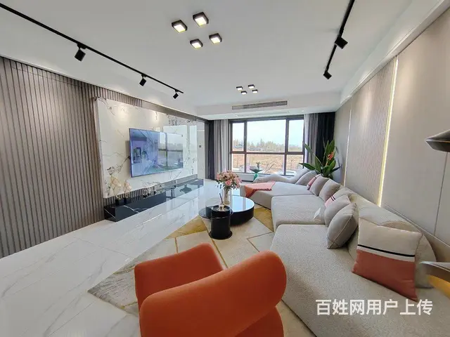 香山名郡洋房 4室2厅2卫南北通透 双阳台 - 图片 1
