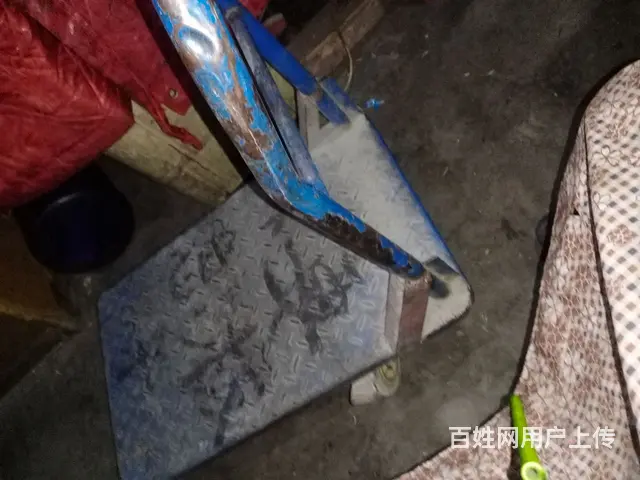 拉货的四轮推车 - 图片 3