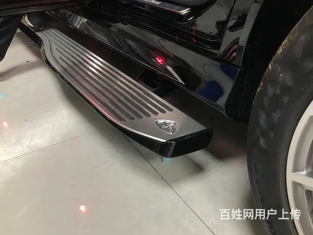奔驰新款GLS450改装迈巴赫电动踏板安装案例 - 图片 3