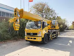 唐骏12吨吊车 10吨吊车配置