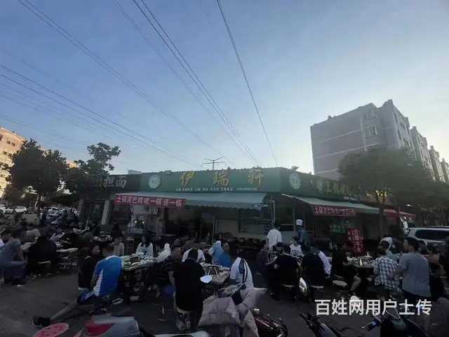 3843（爆铺网）十字路口6年老店临街餐饮店转让 - 图片 3