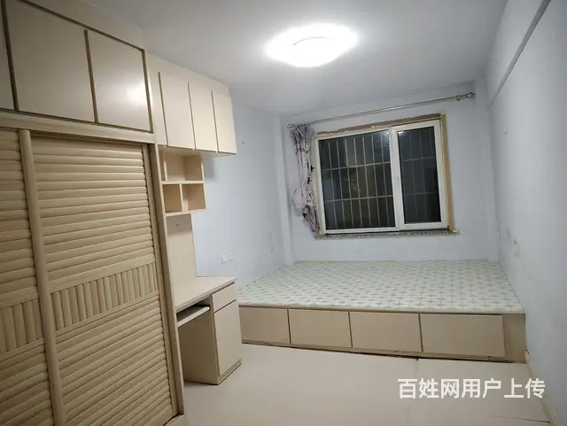 幸福里一楼70平中装床冰箱热水器洗衣机12000元 - 图片 1