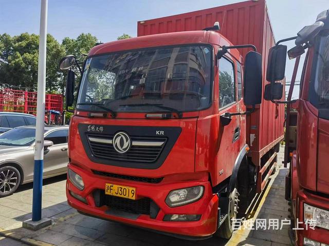 东风天锦KR 8.3米厢式货车 国5的图片