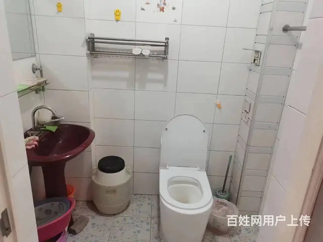 卖财达楼501室，67平中装8.5万 - 图片 5