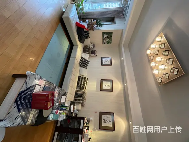 出租大凌河附近河畔花园观景房，三楼，135平，三室两厅，床， - 图片 1