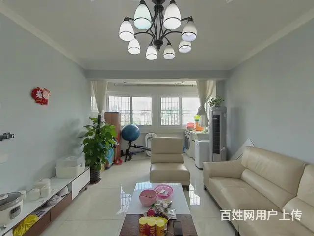 香洲区府旁 裕馨花园 梅华 二十拎包入住精装3房出售 - 图片 1