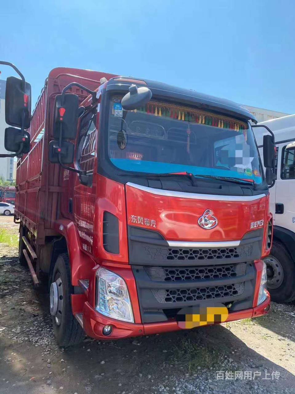 东风柳汽 乘龙m3 6.8米单桥高栏载货车 国5