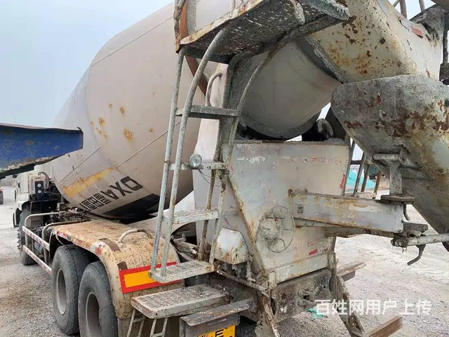 14年国三欧曼ETX搅拌车，340马力奔驰桥12速 - 图片 4