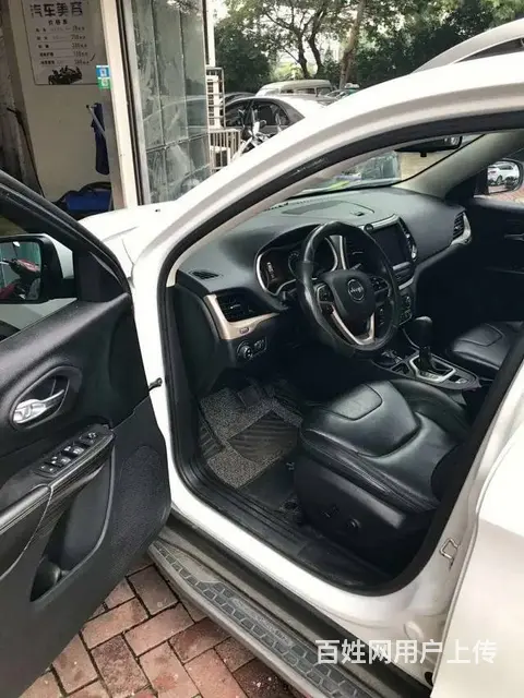 Jeep 自由光 2017款 2.0 手自一体 领先版 - 图片 3