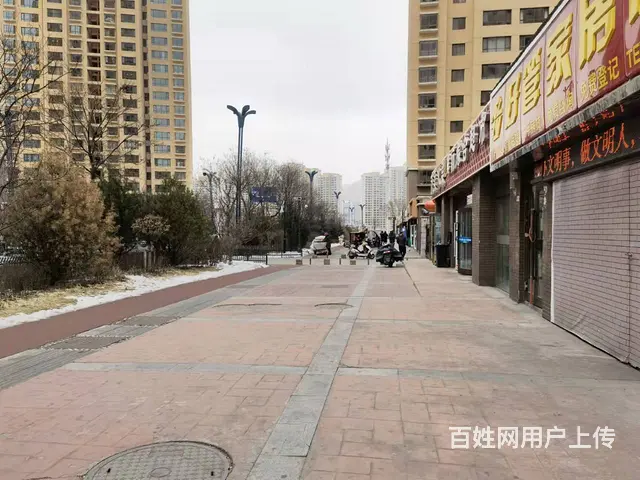 7452(七P)个人城西电力小区谦和园西门口临街土火锅店转让 - 图片 3
