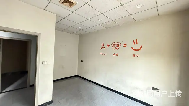 房东直租！高档小区底商155平店铺出租！消费水平高！ - 图片 6
