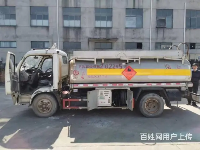 二手5吨油罐车加油车 - 图片 6