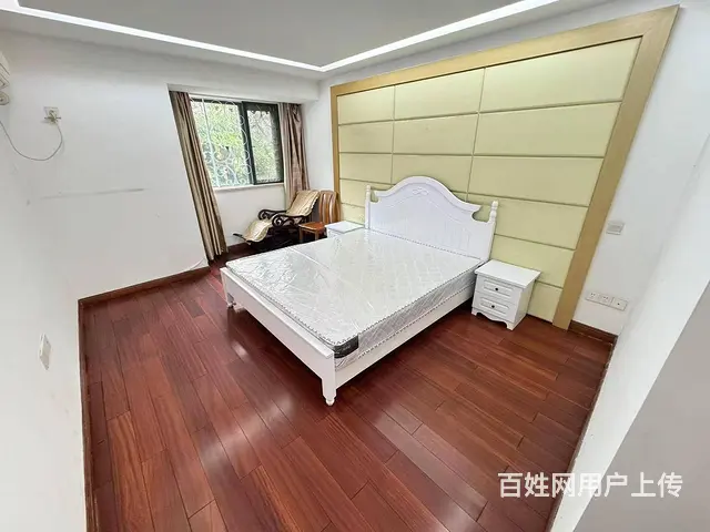 三香路 新港名仕花园 精装大三房 两卫 一楼带院子 押一付一 - 图片 5