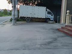 庆铃厢式小货车