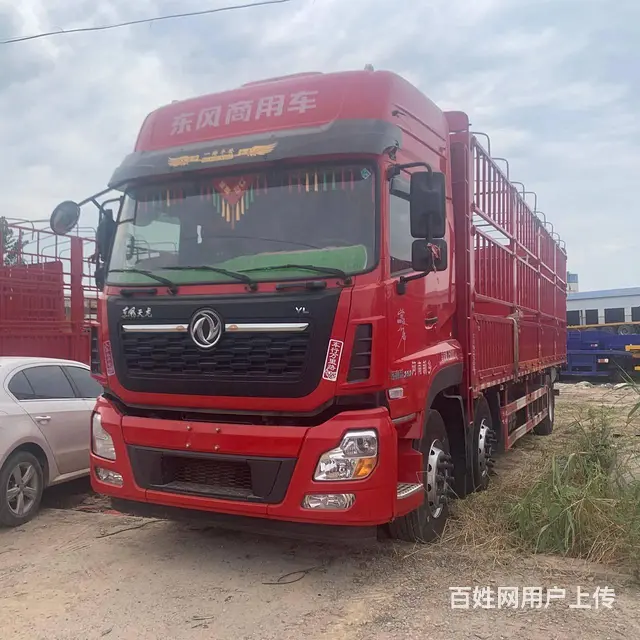出售21年上户二手东风天龙前四后四9.6米高栏货车 - 图片 1