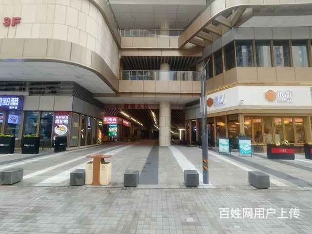 （51旺铺推荐）国兴大道雅居乐购物广场三楼182平出租 - 图片 1