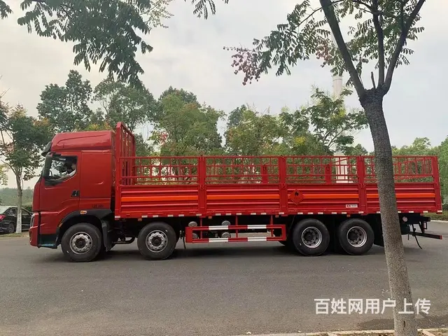 楚胜东风柳汽四轴9.6米气瓶运输车 额载20吨 - 图片 1