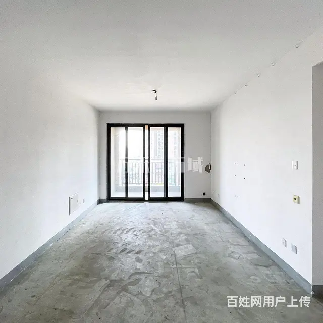急售!实小本部，纯毛坯小3房 采光好 满2年，看房方便 - 图片 1