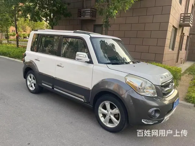 长城M2 2013款 1.5 手动 两驱导航版 - 图片 1