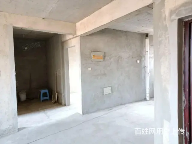 地工路鑫城广场抹账房98平 - 图片 2