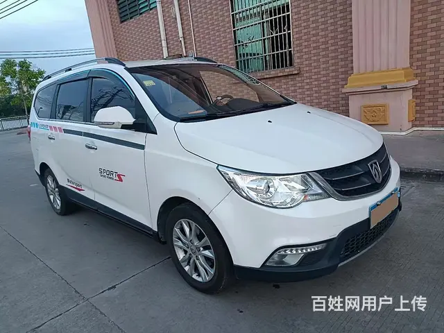 宝骏730 2015款 1.8 手动 豪华导航ESP版7座 - 图片 2