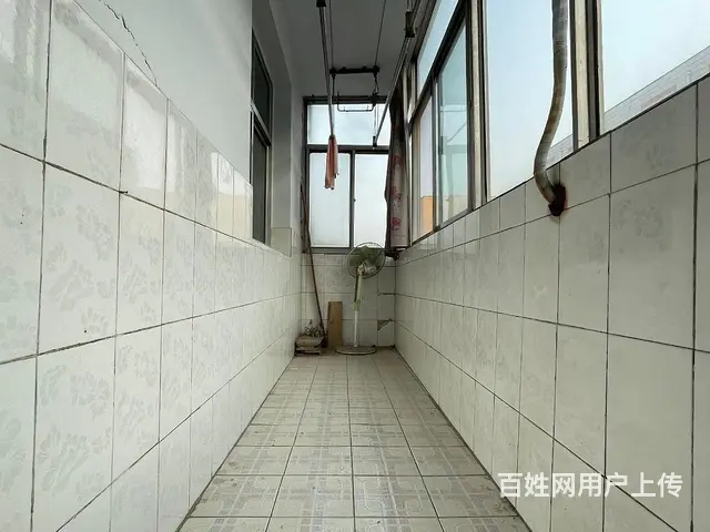 中北世纪城 滨河小区 59.8万90平两居室 带地下室 老证 - 图片 3