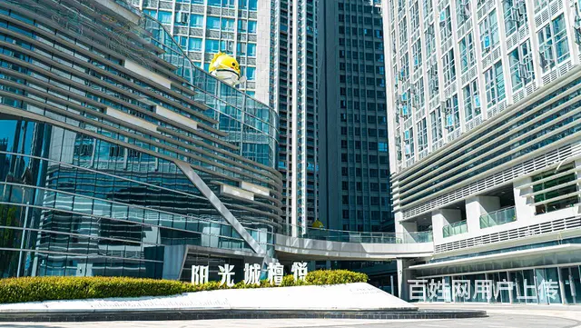 低价急转！五一广场全新精装loft复式民宿酒店 9709 - 图片 1