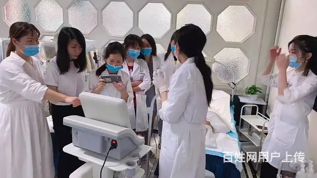 武汉环亚化妆造型职业培训学校 - 图片 1