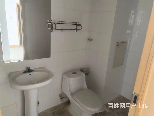 乳山银滩海之韵二手房5楼78平15.8万 - 图片 3