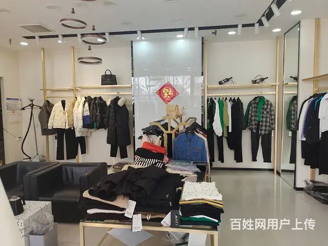 pzj转让西沙万国名园酒店楼底领第女装店 - 图片 6