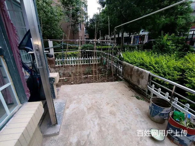 城上城 精装大三室 一楼带花园 - 图片 2