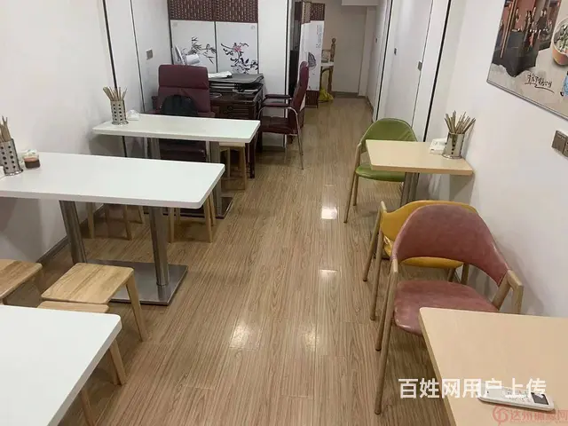 （达州铺源网）宣汉新宣中后大门40㎡餐饮店转让 - 图片 3