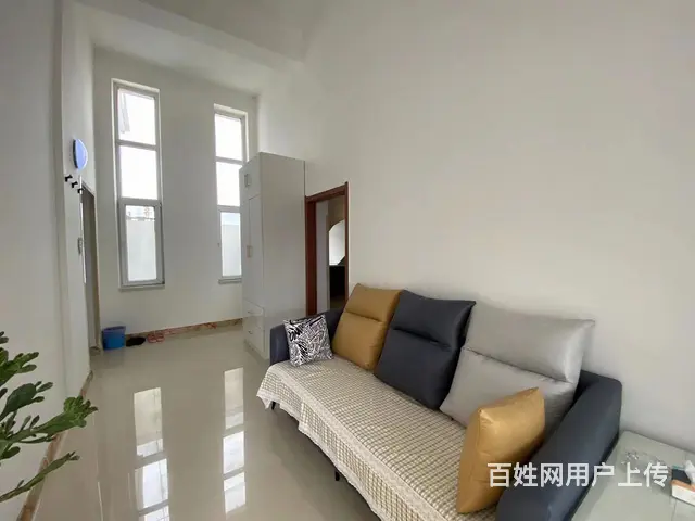 日租100   月1500水电自费 - 图片 3