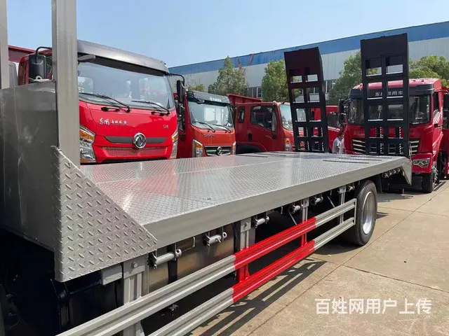 重汽豪沃平板车 6米8板长单桥钩机平板拖车载重王 - 图片 12