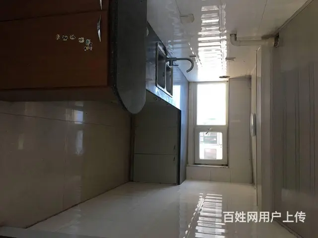 中华园 7楼阁楼普通住宅 简单装修带家电家具拎包入住 - 图片 4