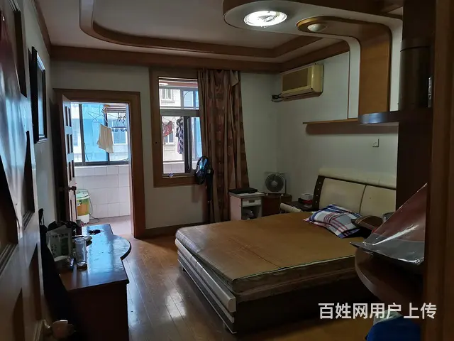 D铁房 红梅东村 首次出租 2朝南 中等装修 易美惠商场 - 图片 2