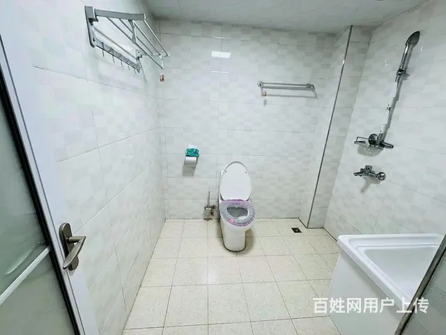 南湖路 碧沙湖旁 小区自住精装三房 可拎包入住 低 - 图片 10