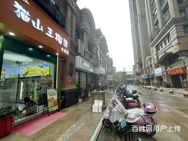 小区楼下经营中的水果店面转让 - 图片 3
