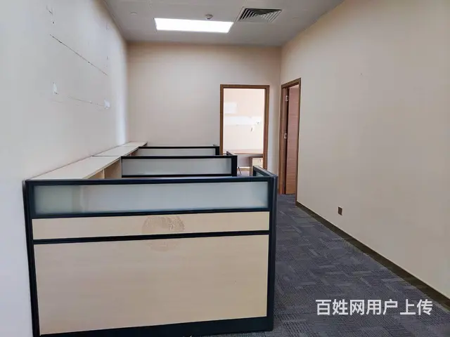 美不胜收 拱北口岸超甲级办公 仁恒滨海中心 156㎡免中介租 - 图片 1