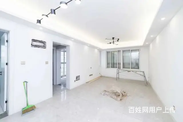遥观大润发旁，湖港名城，精装三房，价位低，房型好，南北通透 - 图片 2