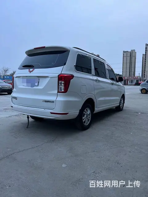 五菱 宏光 2018款 宏光S 1.5 手动 舒适型7-8座 - 图片 9