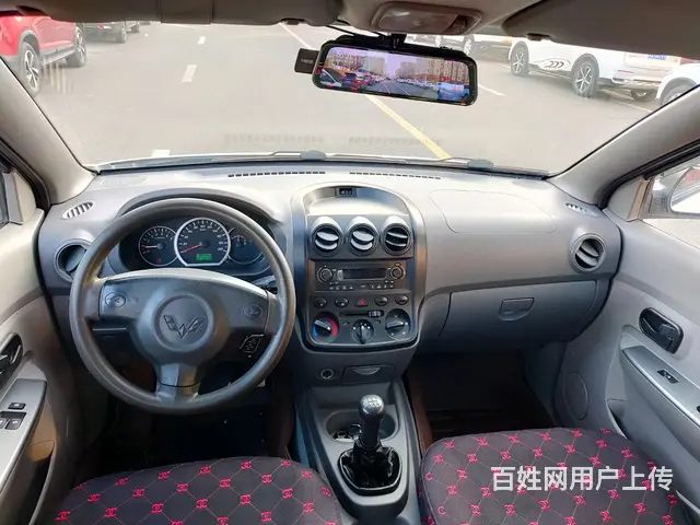 五菱 宏光 2014款 1.2 手动 标准型7-8座 - 图片 9